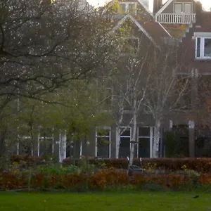 Bed & Breakfast Maria Róterdam